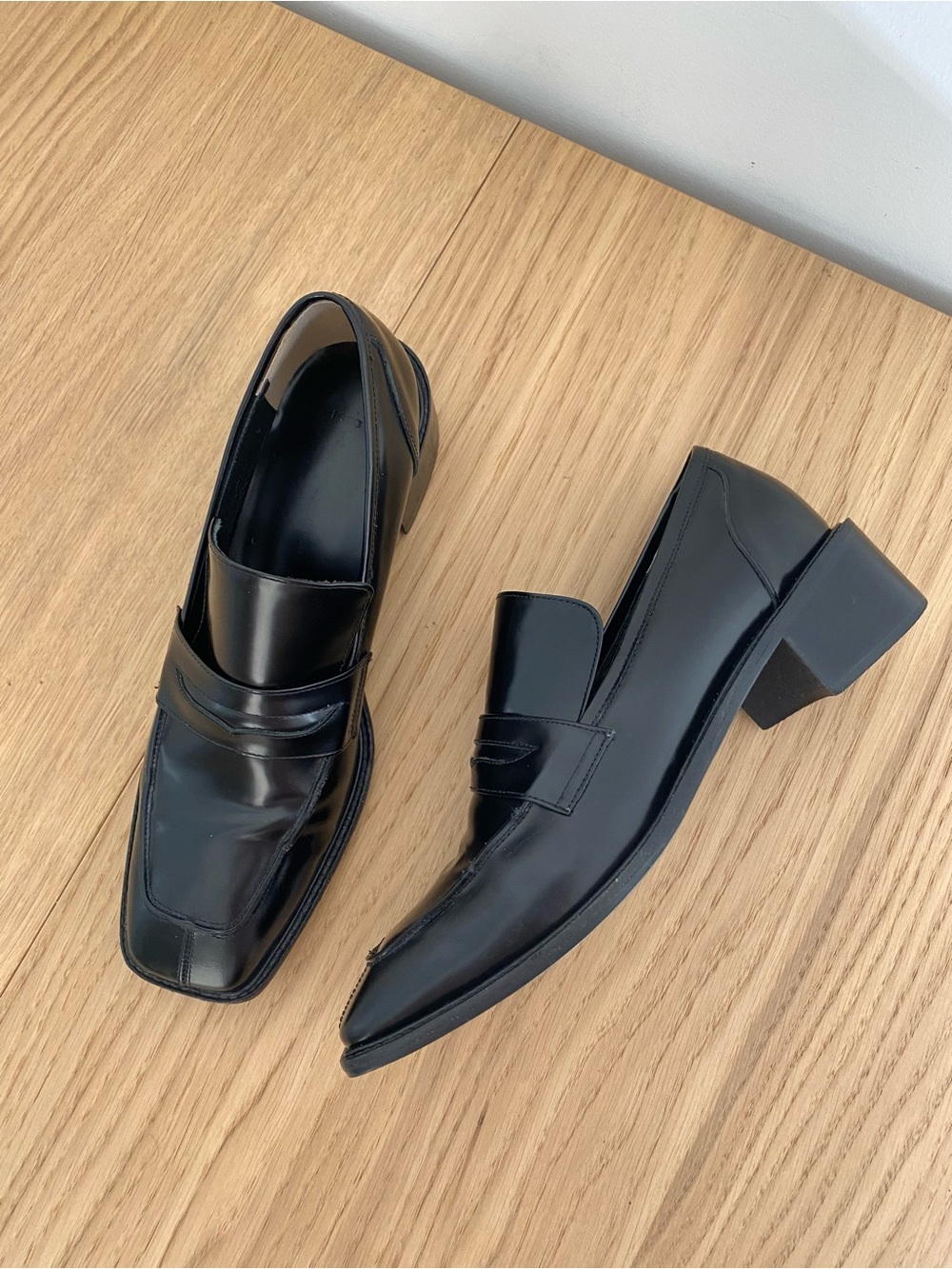 OSOI Derrick Loafers